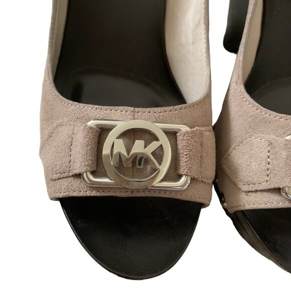 Michael Kors Taupe Suede Charm Sling Back Platform Wedge Heels 5.5 NWOT - Picture 7 of 10